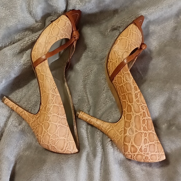 Furla Embossed Italian Leather Heels - Picture 8 of 14
